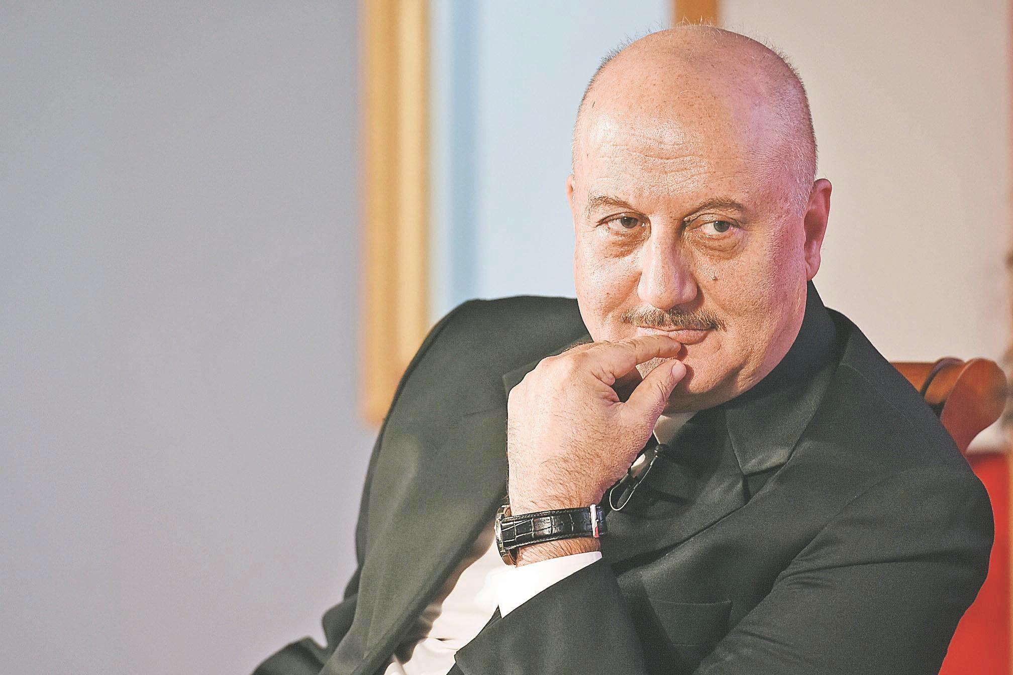 Anupam Kher Age, Wife, Height, Family, Biography & More BioExposed