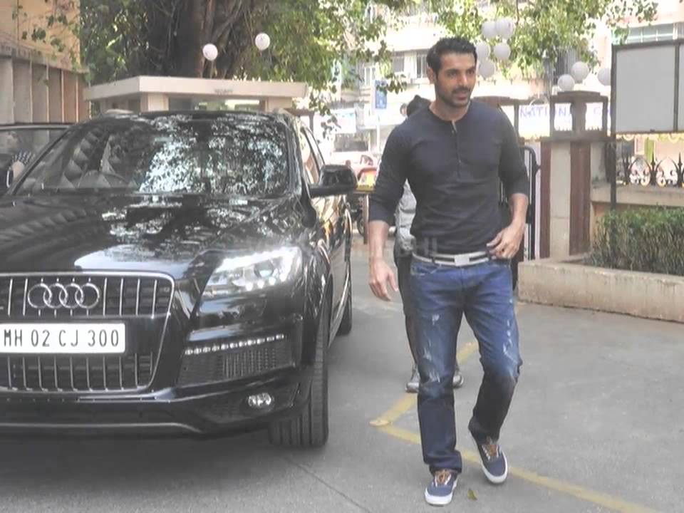 John Abraham Audi Q7